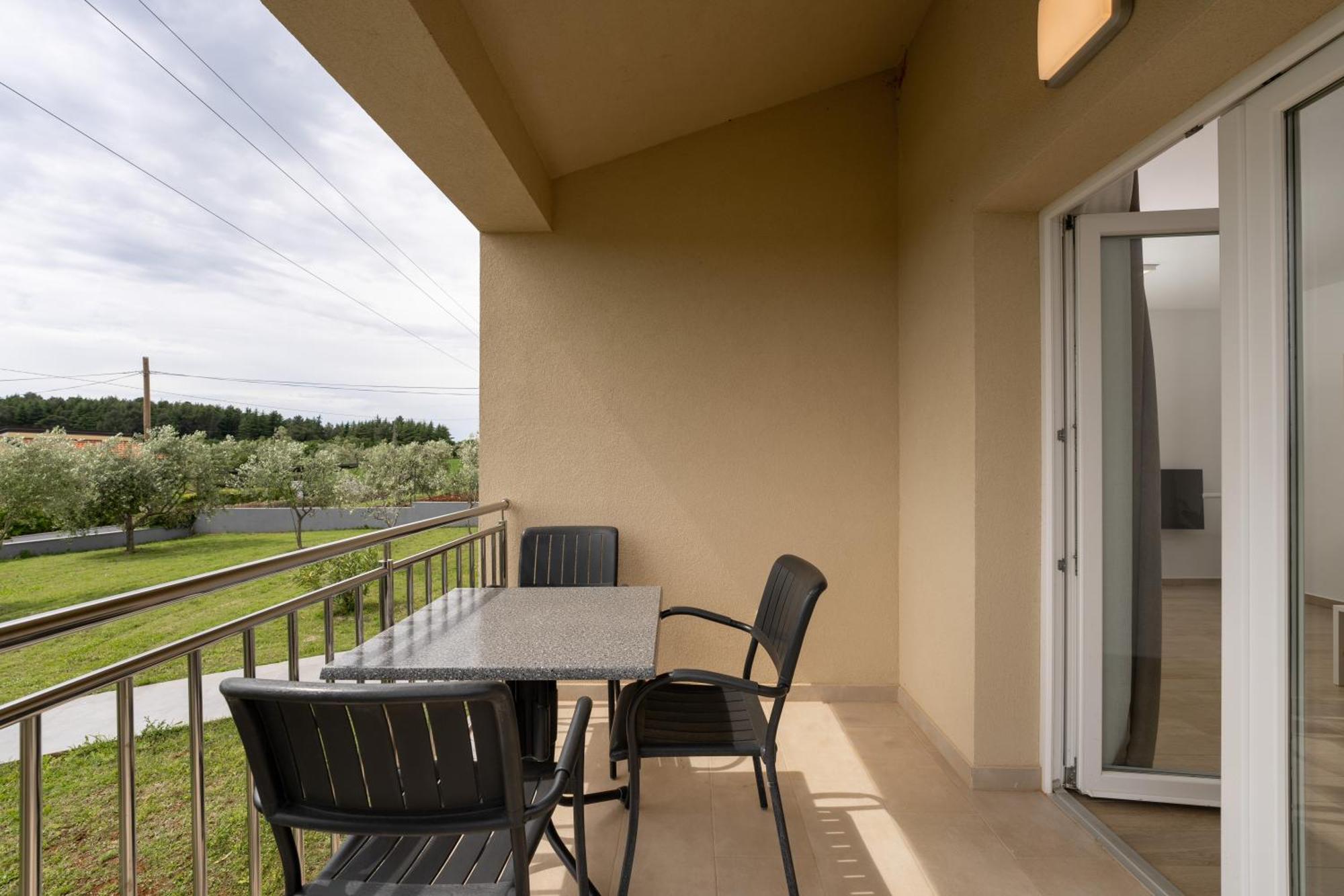 Dani'S Place Пореч Экстерьер фото