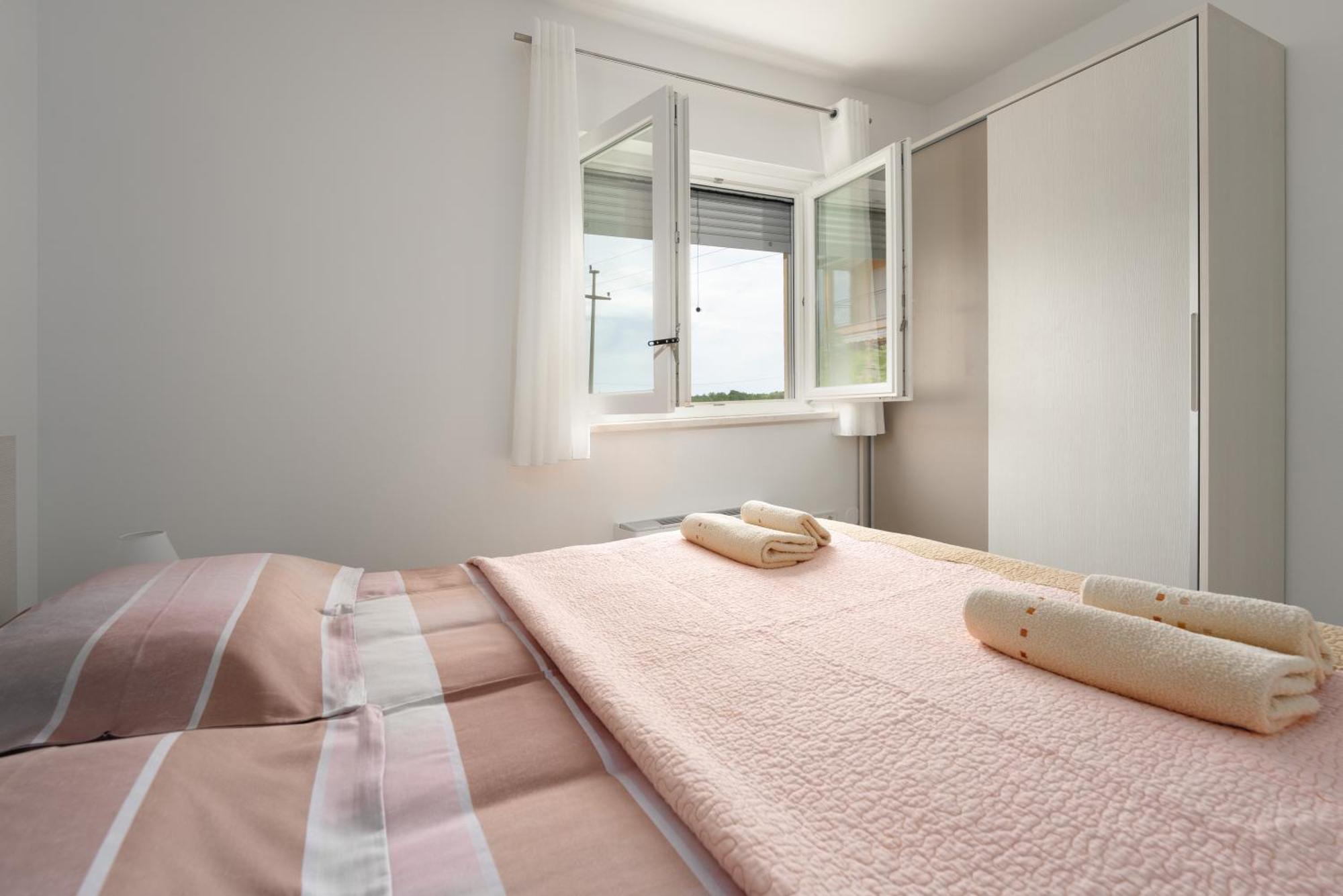 Dani'S Place Пореч Экстерьер фото