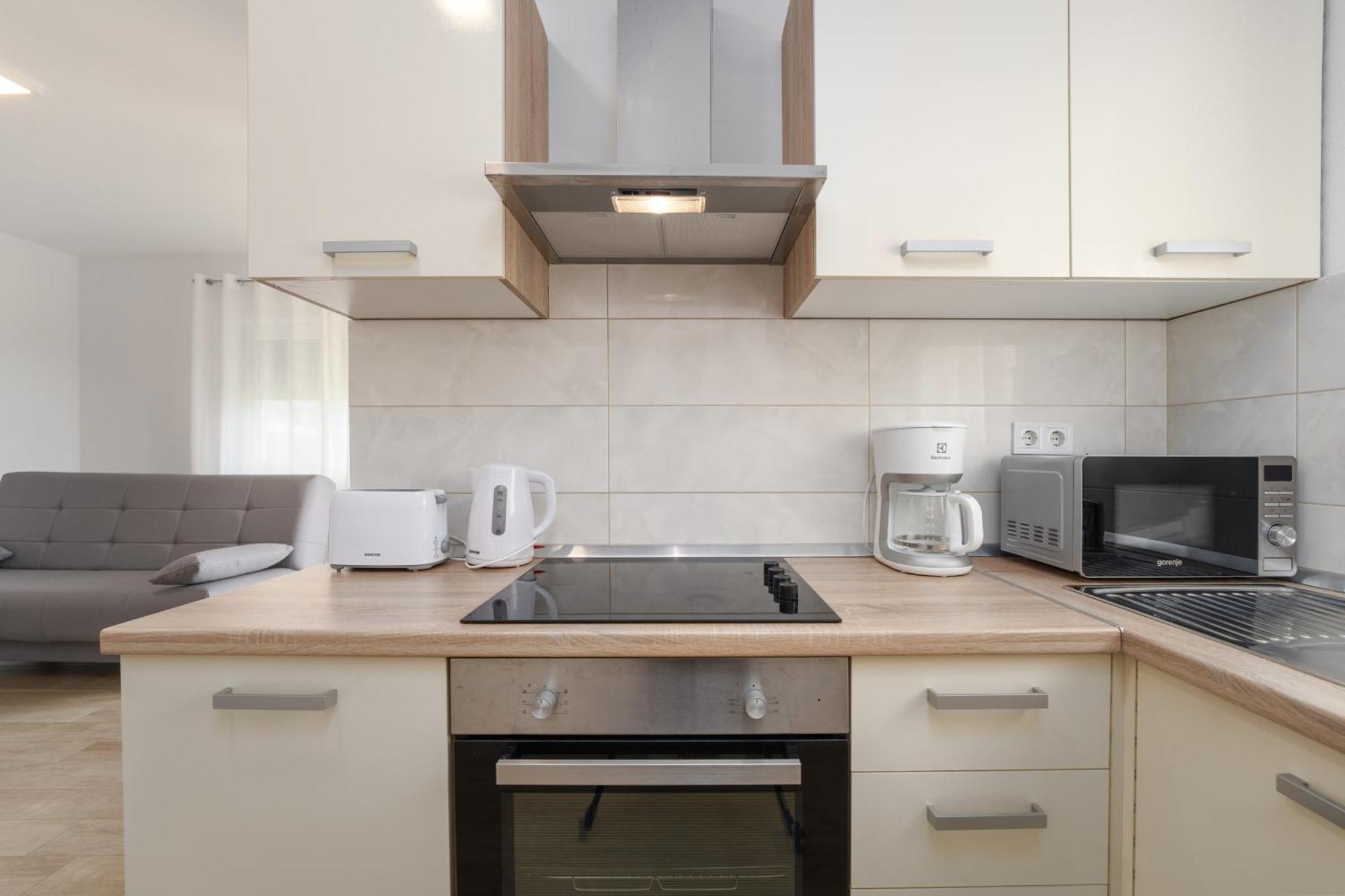 Dani'S Place Пореч Экстерьер фото