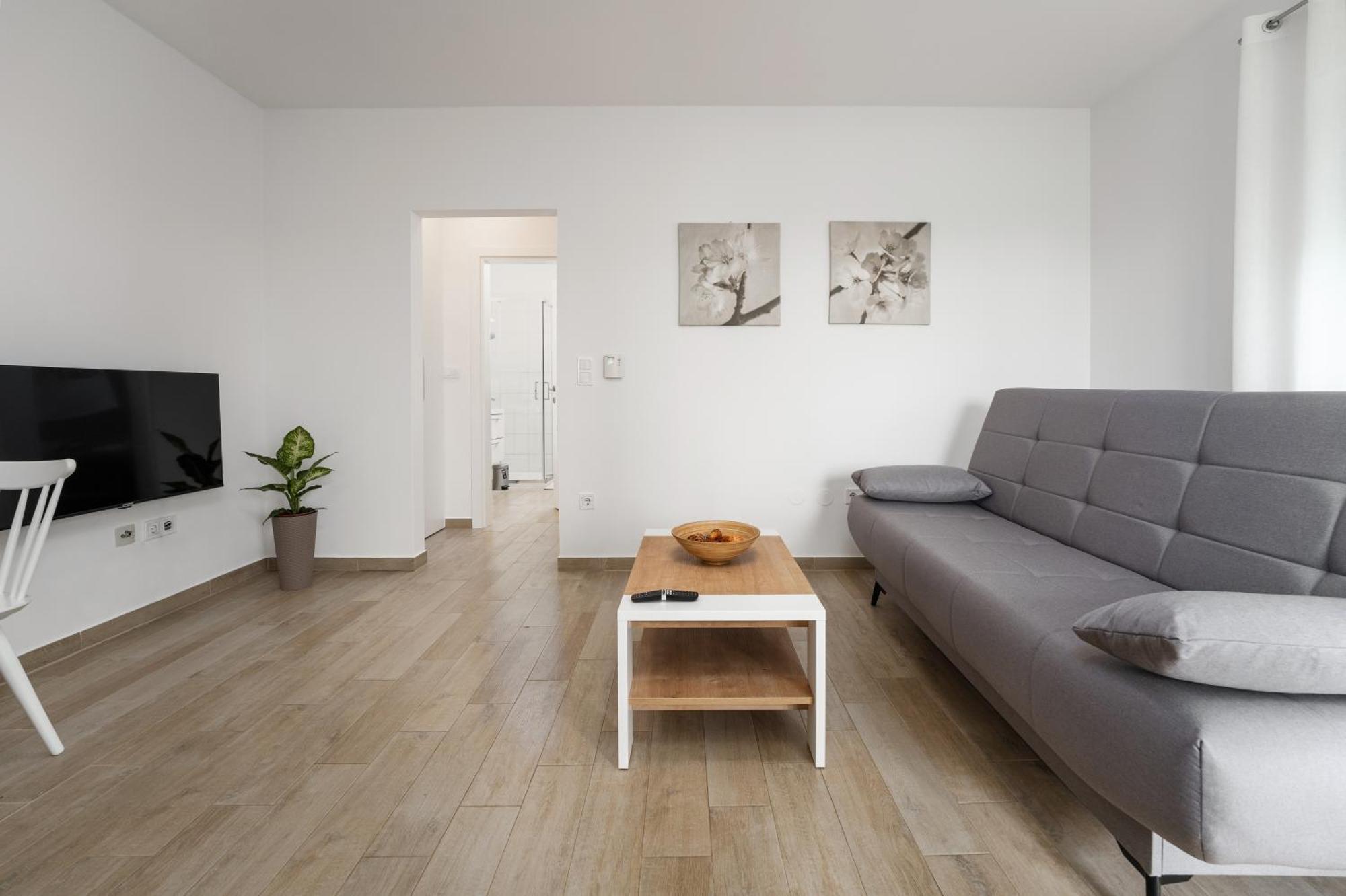 Dani'S Place Пореч Экстерьер фото